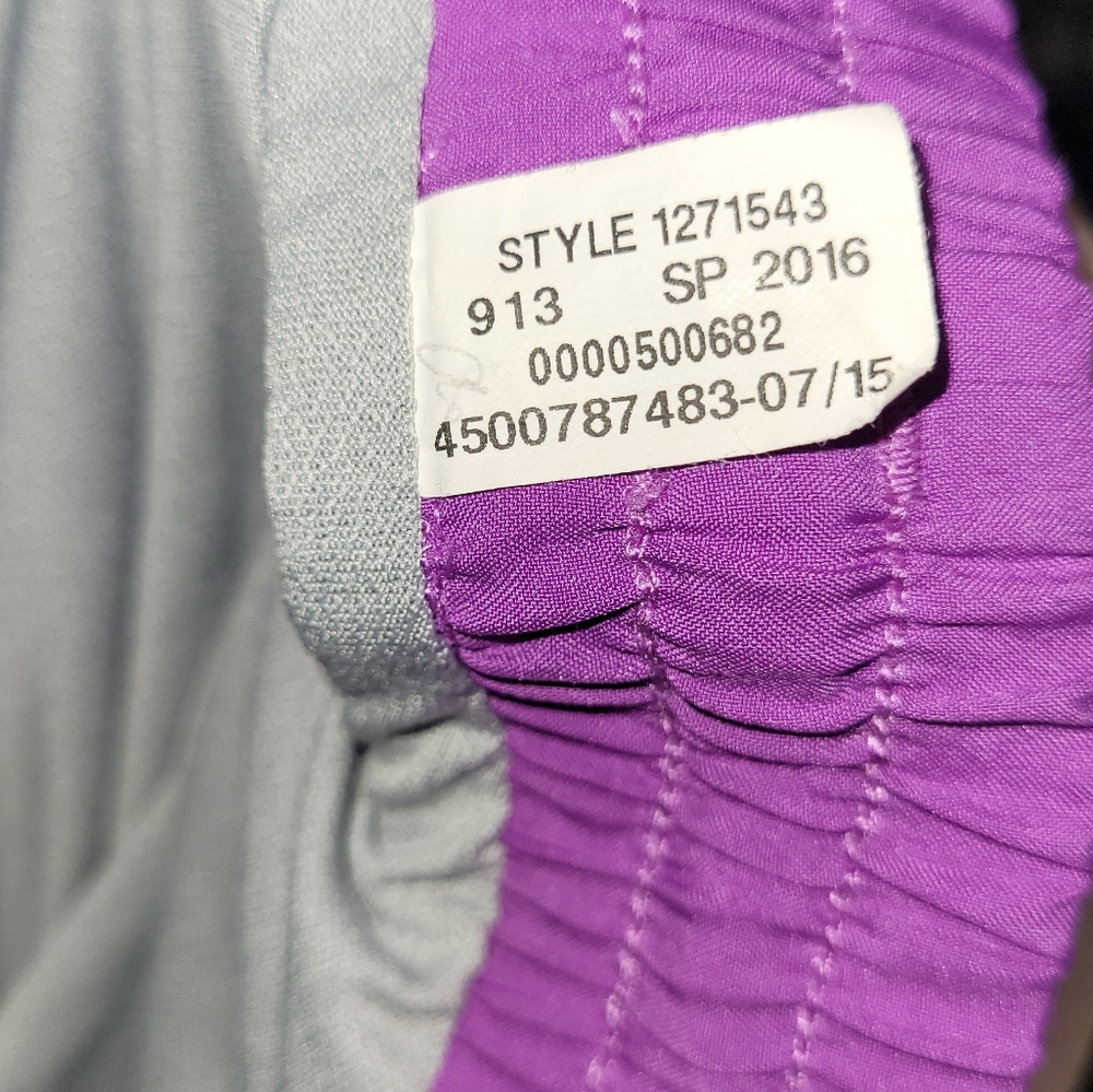 🏃♀️Under Armour womens purple & navy blue jogging running shorts with p - Picture 9 of 14